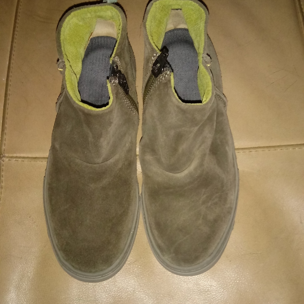 Satorisan womens sneaker